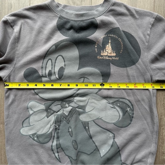 Disney 50th Celebration sweatshirt - size XS - Picture 4 of 5
